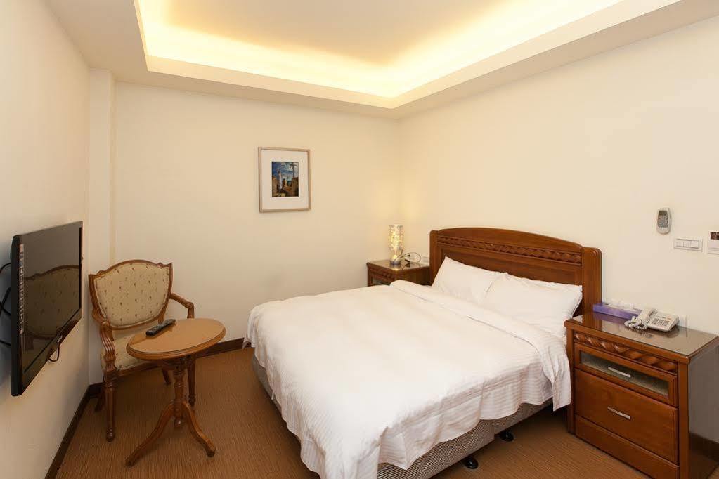 Mucha Boutique Hotel Yilan Bagian luar foto