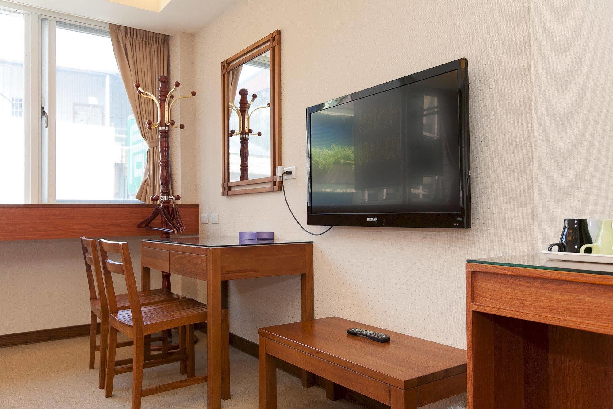 Mucha Boutique Hotel Yilan Bagian luar foto